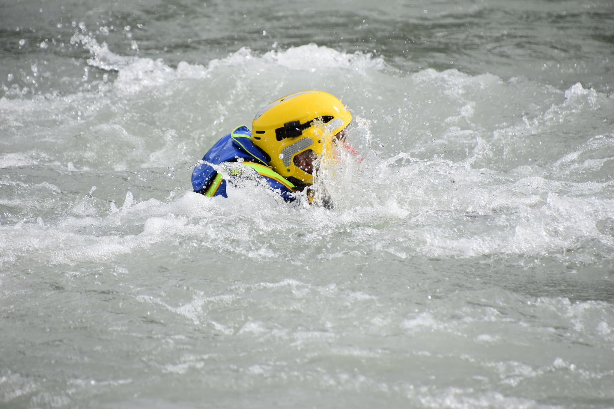Fließwasser-Rettungstraining